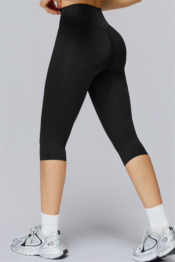 The FlexCore Crop Tank Capri Leggings 2-Piece Set